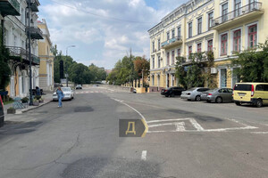 Центр Одессы снова открыли для пешеходов и автомобилей  фото