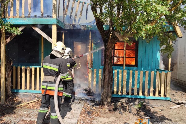 Откачка воды и пожар в Затоке: как прошли сутки у одесских спасателей  фото 9