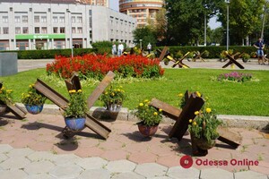 В Одессе презентовали инсталляцию, посвященную погибшим на войне детям фото 3