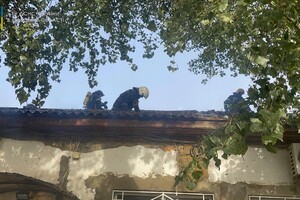 Горели сауна в десятиэтажке и здание открытым пламенем: как прошли сутки у одесских спасателей фото 5