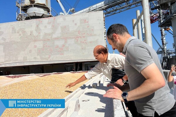 Генсек Международной морской организации приехал в Одесский порт фото 1