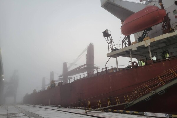 З Одеських портів вийшли шість суден: один із них із зерном для Продовольчої програми ООН фото