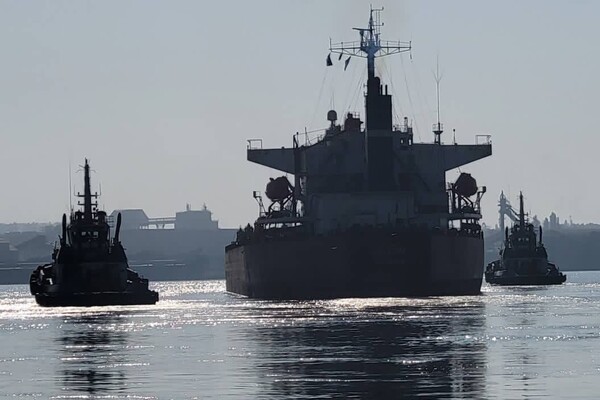 З Одеських портів вийшли шість суден: один із них із зерном для Продовольчої програми ООН фото 1