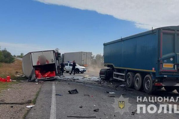 На трассе Одесса-Рени произошло еще одно смертельное ДТП: погибли два человека (обновлено) фото