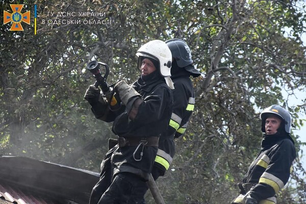 Пожары в ресторане и жилом доме: как прошли сутки у спасателей в Одессе фото 16