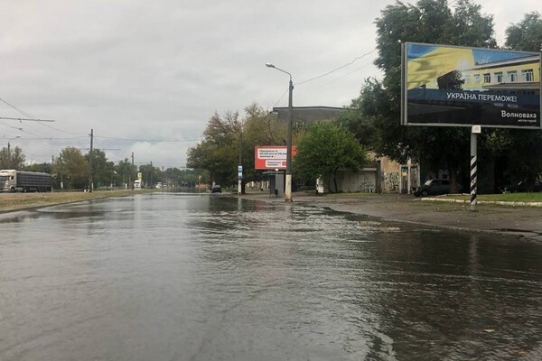 На Одессу снова обрушилась непогода: какие улицы затопило фото 11