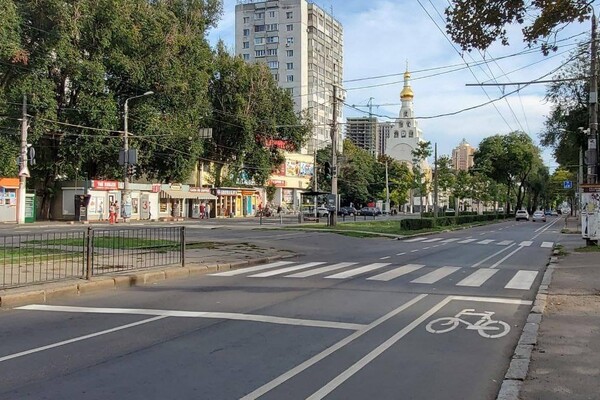 В Одесі закінчили облаштування веломаршруту &quot;Таїрова-Фонтан-Центр&quot;: що не так фото 5