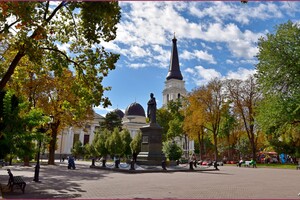 В Одессу наконец-то пришла осень: смотри, как это красиво фото 12