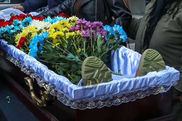 В Одессе прощались с погибшими морпехами  фото 7