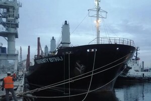 Из портов Одесской области вышли восемь судов с зерном фото 2