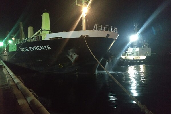 Из портов Одесской области вышли семь судов с зерном фото 2