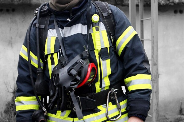 Два ДТП и семь пожаров: как прошли сутки у одесских спасателей фото 1