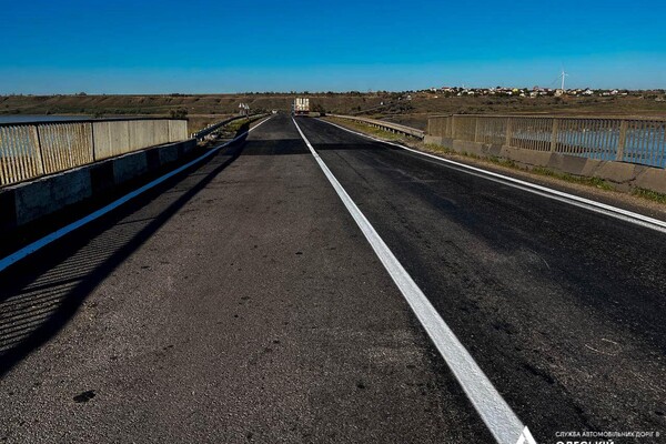Мост на границе Одесской и Николаевской областей, который взорвали в феврале, восстановили фото