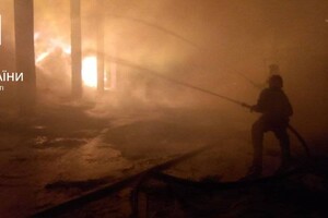 Много пожаров и помощь населению: как прошли сутки у одесских спасателей фото 1