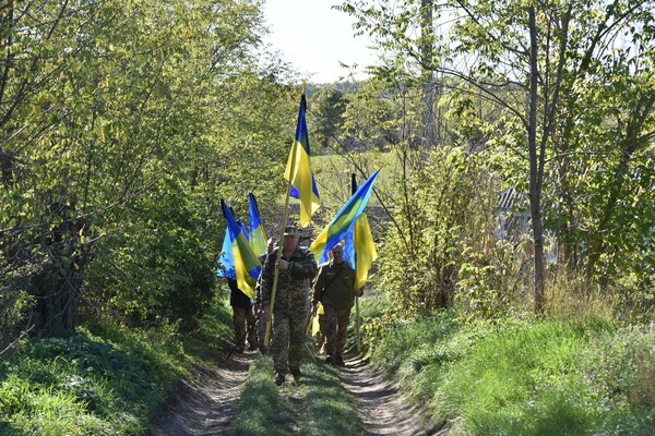 Одеська область попрощалася із ще одним захисником України фото 16