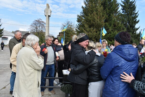 Ще двоє жителів Одеської області загинули на фронті фото 9