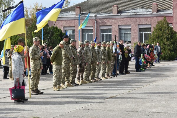 Ще двоє жителів Одеської області загинули на фронті фото 20