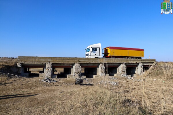 На трассе Одесса-Рени после ДТП расширяют &quot;опасный&quot; мост (обновлено) фото 6