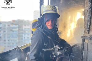 На Таирова загорелась квартира после неосторожного курения  фото