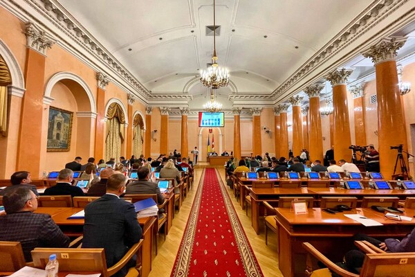 Одесские депутаты поддержали снос памятников Екатерине II и Суворову фото 2