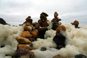 Морское капучино: одесское побережье укрыла удивительная пена фото 1