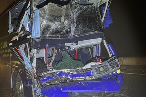 В Одесской области пассажирский автобус влетел в грузовик: есть погибший (обновлено) фото 1