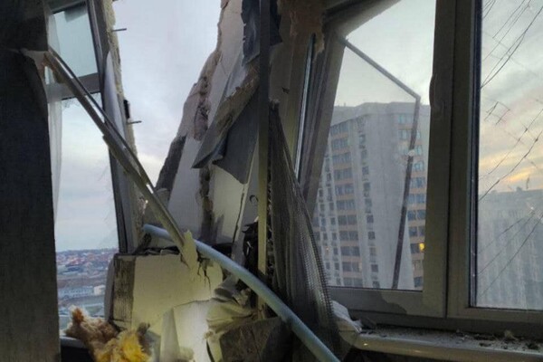 Стіна будівлі в Одеському районі, де вибухнув газовий балон, обрушилася фото 1