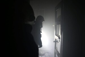 Пожар в ЖК "Альтаир-1" и уничтожение взрывчатки: как прошли сутки у одесских спасателей фото