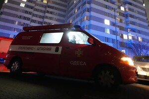 Пожар в ЖК "Альтаир-1" и уничтожение взрывчатки: как прошли сутки у одесских спасателей фото 3