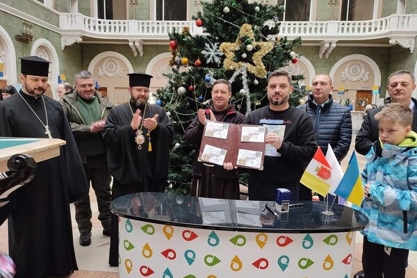 Ярмарка у Кирхи гашение праздничной марки: как в Одессе отмечали европейское Рождество фото 10
