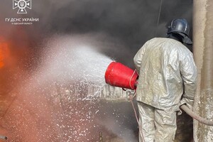 Свет пропал у миллиона жителей: спасатели показали ликвидацию последствий атаки на Одесскую область фото 4