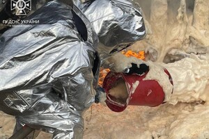 Свет пропал у миллиона жителей: спасатели показали ликвидацию последствий атаки на Одесскую область фото 5