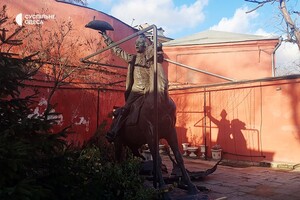 Памятник Суворову и Екатерине уже в Художественном музее: за их хранение будут платить (фото) фото 7