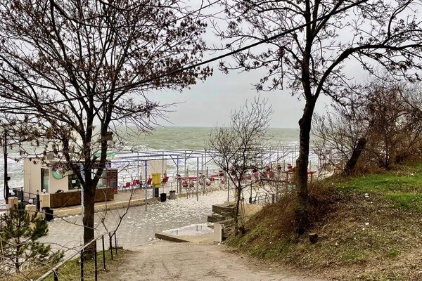 Капучіно: на одеських пляжах утворилася піна (фото, відео) фото 3