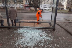 З початку року вандали пошкодили 17 зупинок в Одесі фото 8