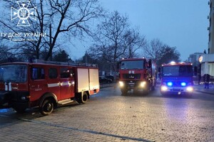 Смертельна пожежа і допомога населенню: як минула доба в одеських рятувальників фото 4