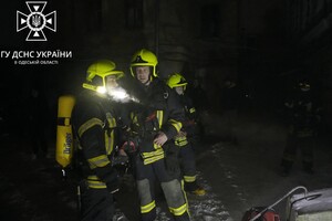 На Жуковского горел хостел: эвакуировали 24 человека фото 6