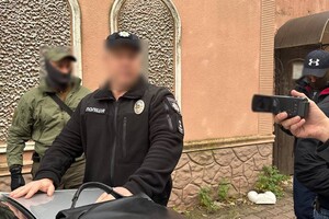 В Одесской области будут судить полицейского, который взял взятку у отца виновника ДТП фото 2