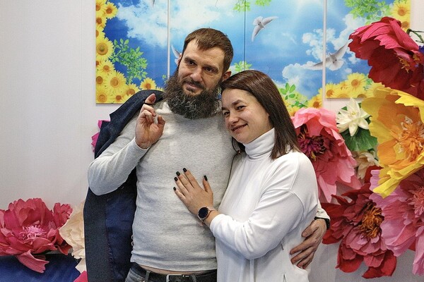 Сдавали кровь и женились: как в Одессе отмечали День влюбленных фото 9