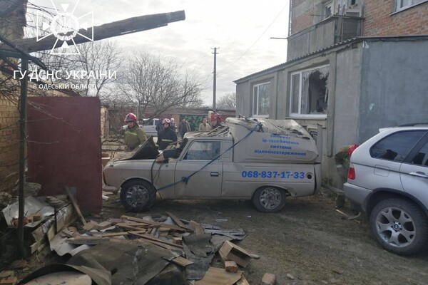 В Одесской области взорвался автомобиль: в домах повылетали стекла фото