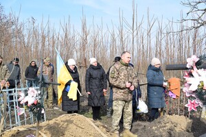 Воевал на востоке Украины с 2014 года: в Одесской области простились с 33-летним защитником фото 8