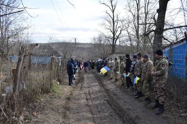 Воевал на востоке Украины с 2014 года: в Одесской области простились с 33-летним защитником фото 9