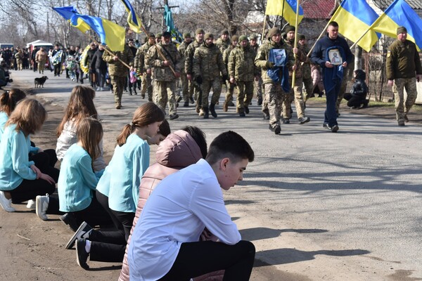На Одещині попрощалися із загиблим у Донецькій області захисником України фото 4