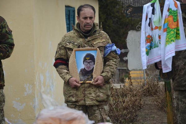 На Одещині попрощалися із захисником Русланом-Ігорем Жосаном фото 5