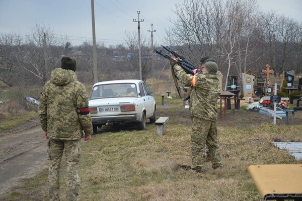 На Одещині попрощалися із захисником Русланом-Ігорем Жосаном фото 12