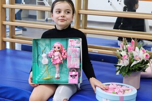 Незламна: як зараз живе маленька Олександра Паскаль, яка втратила ніжку після обстрілу в Затоці фото 5