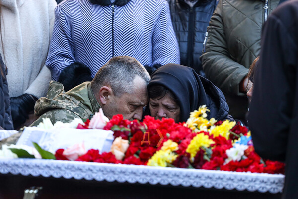 В Одесі попрощалися з двома загиблими на Донеччині військовими фото 6