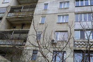 Голова Одеської ОВА незадоволений ремонтом багатоповерхівки, що постраждала від обстрілу в Сергіївці: причина фото 5