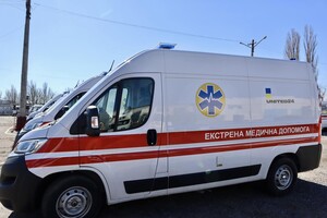 Одесской области подарили генераторы и &quot;скорые&quot; фото 5