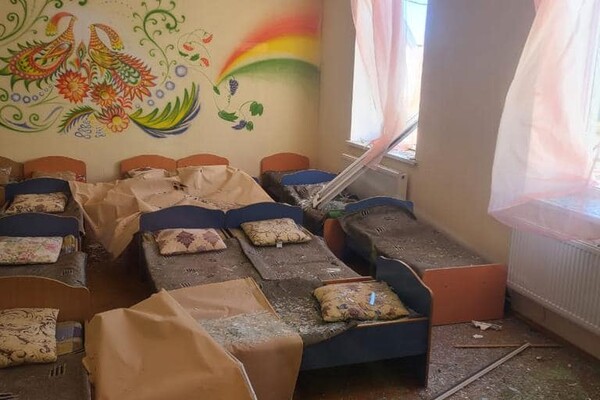 Оккупанты нанесли удар по Одесской области: пострадали детский сад и дома фото 5